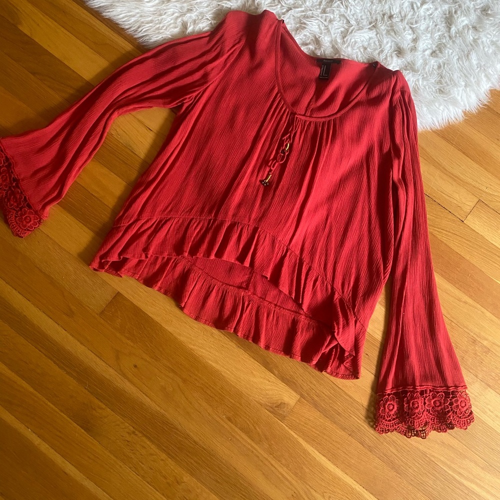 Long sleeve tee